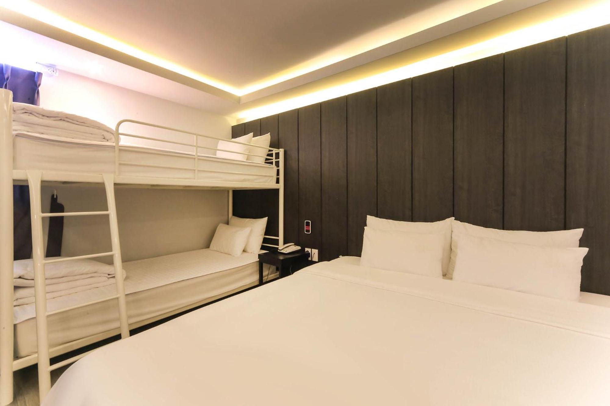 Hotel Bridge Busan Esterno foto