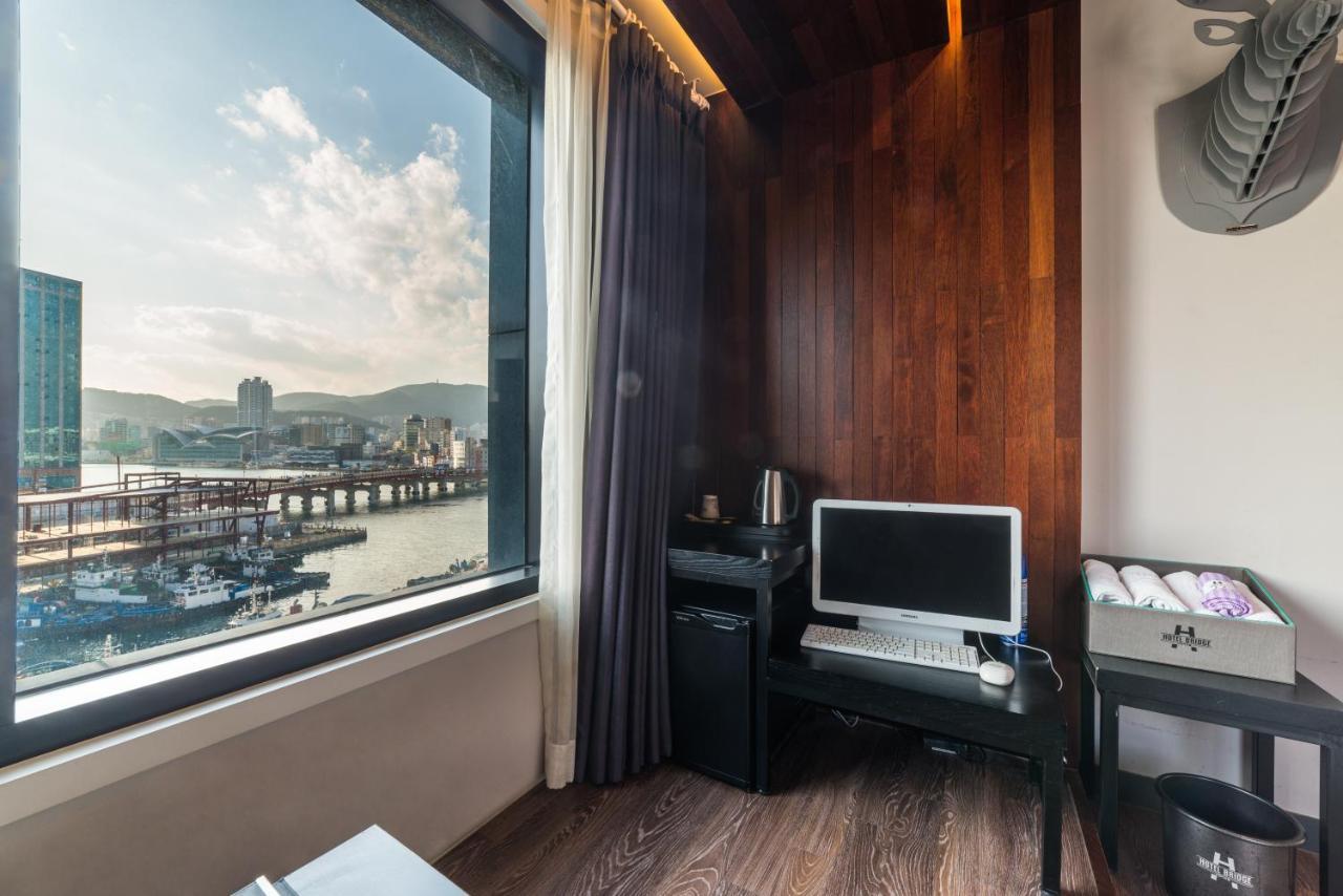 Hotel Bridge Busan Esterno foto