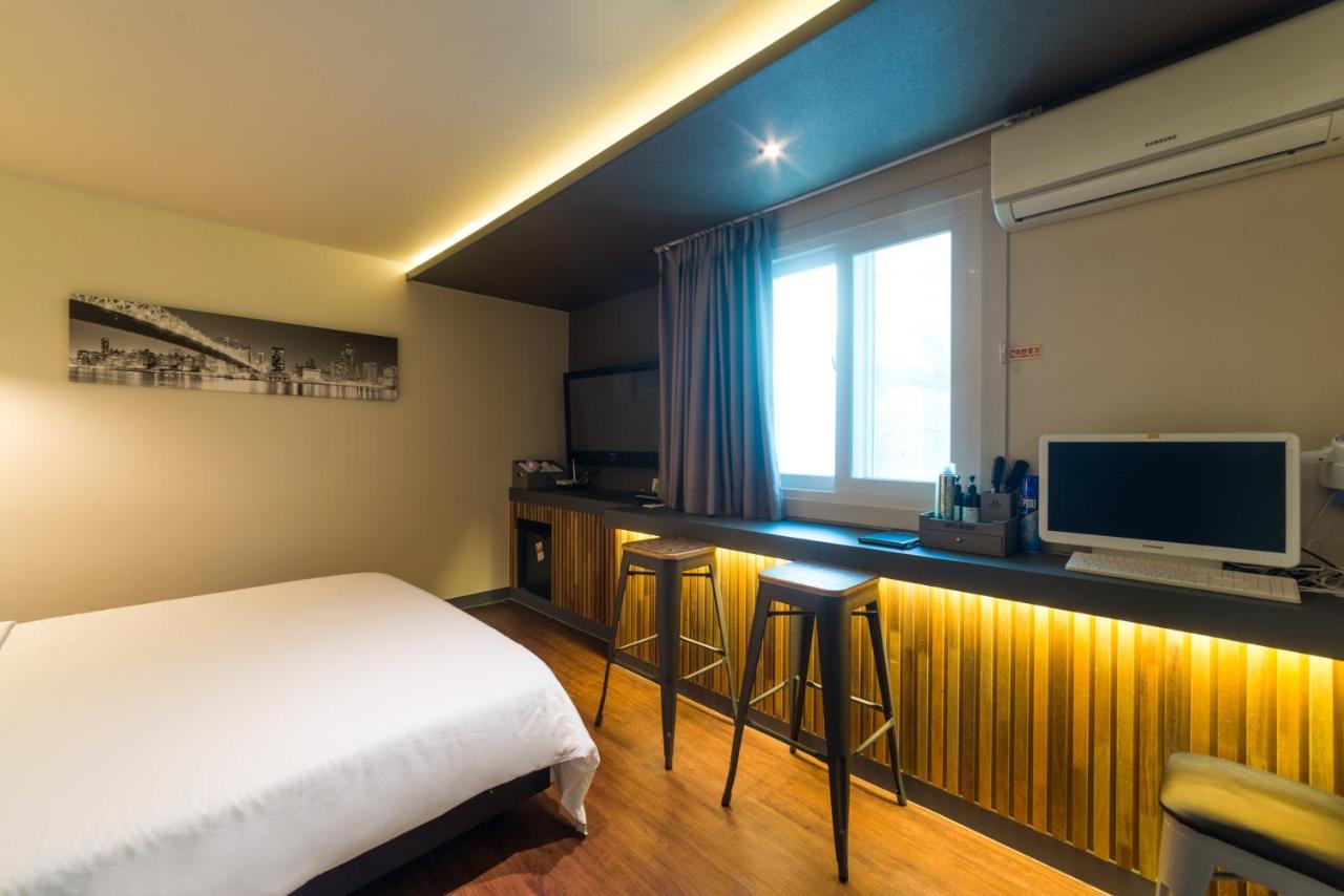 Hotel Bridge Busan Esterno foto